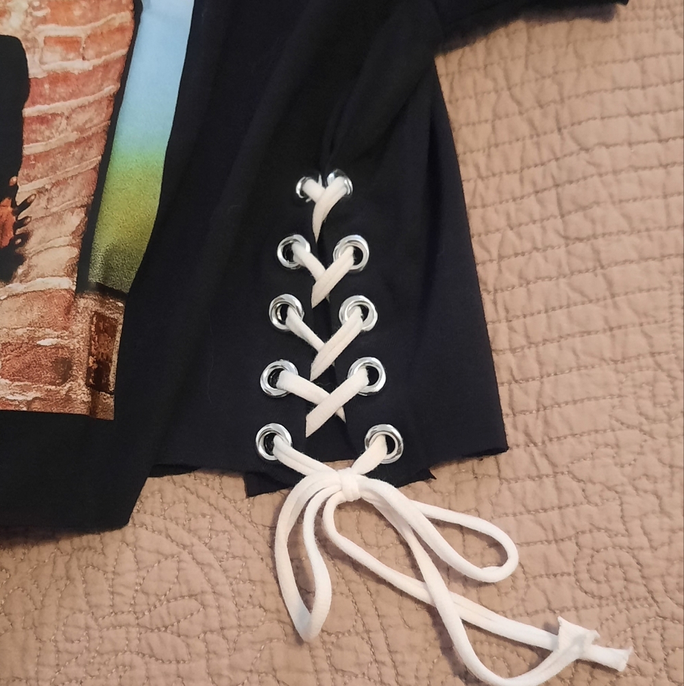 Black Graphic Crop Top with Lace-Up Sides - Picture 3 of 6
